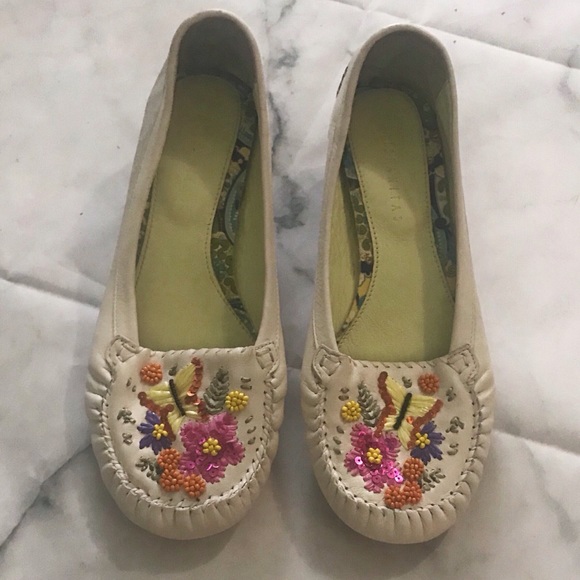 Hispanitas Shoes - Hispanitas Leather Flower Butterfly Embellished